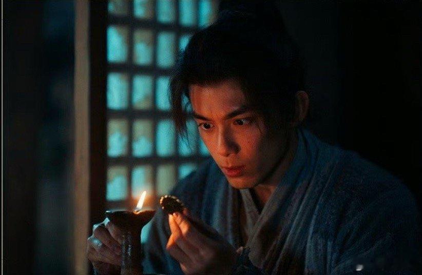 电视剧《剑来第一季：笼中雀》拍了7个月终于杀青了！吴磊饰演陈平安 