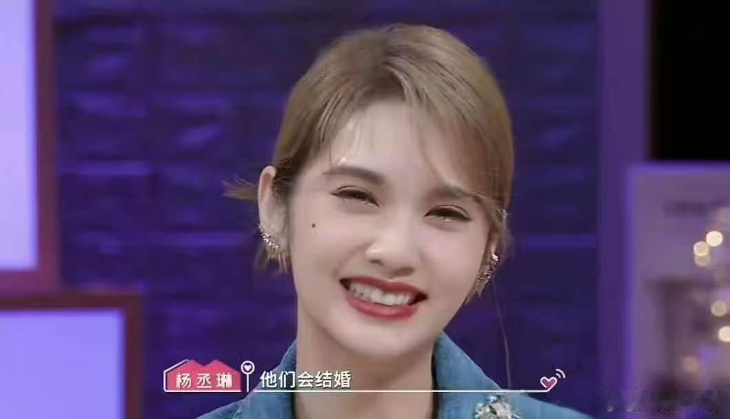杨丞琳发文恭喜侯卓成杨汝晴杨丞琳恭喜侯卓成求婚杨汝晴当年嗑的CP官宣求婚，还有杨