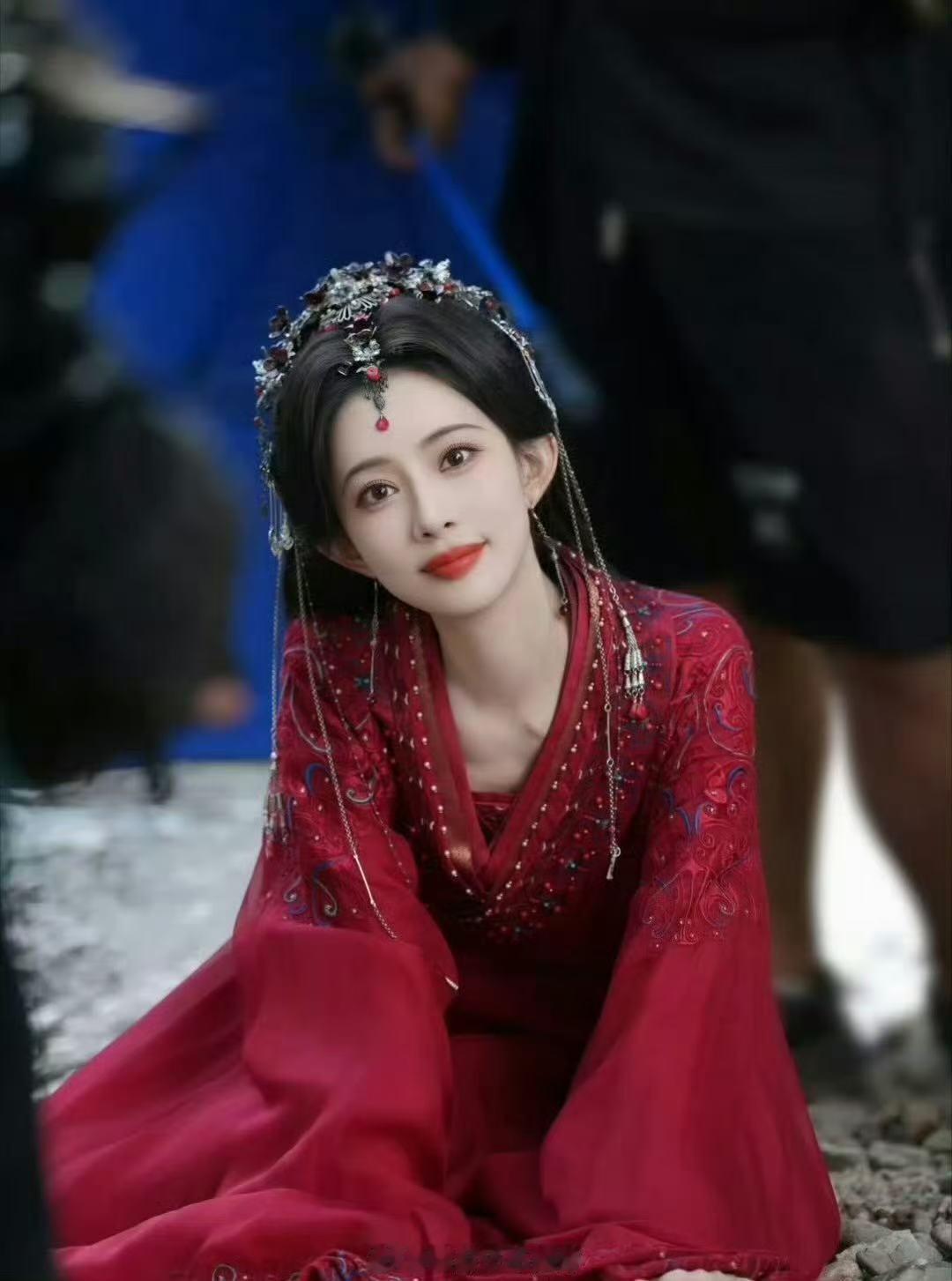 网传百花杀暂定6月底网传百花杀6月底播出哇！网传百花杀暂定6月底，我先期待住啦！