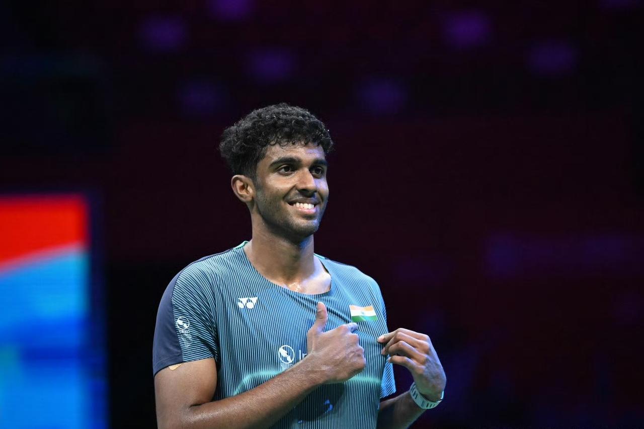 这是一个英雄辈出的年代，当今羽坛男单，没有谁能一统江山。今天的2026亚锦赛证明