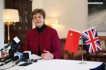 英国驻华大使这次罕见公开点赞：中国能源转型这步棋真走对了
英国驻华大使魏磊在20