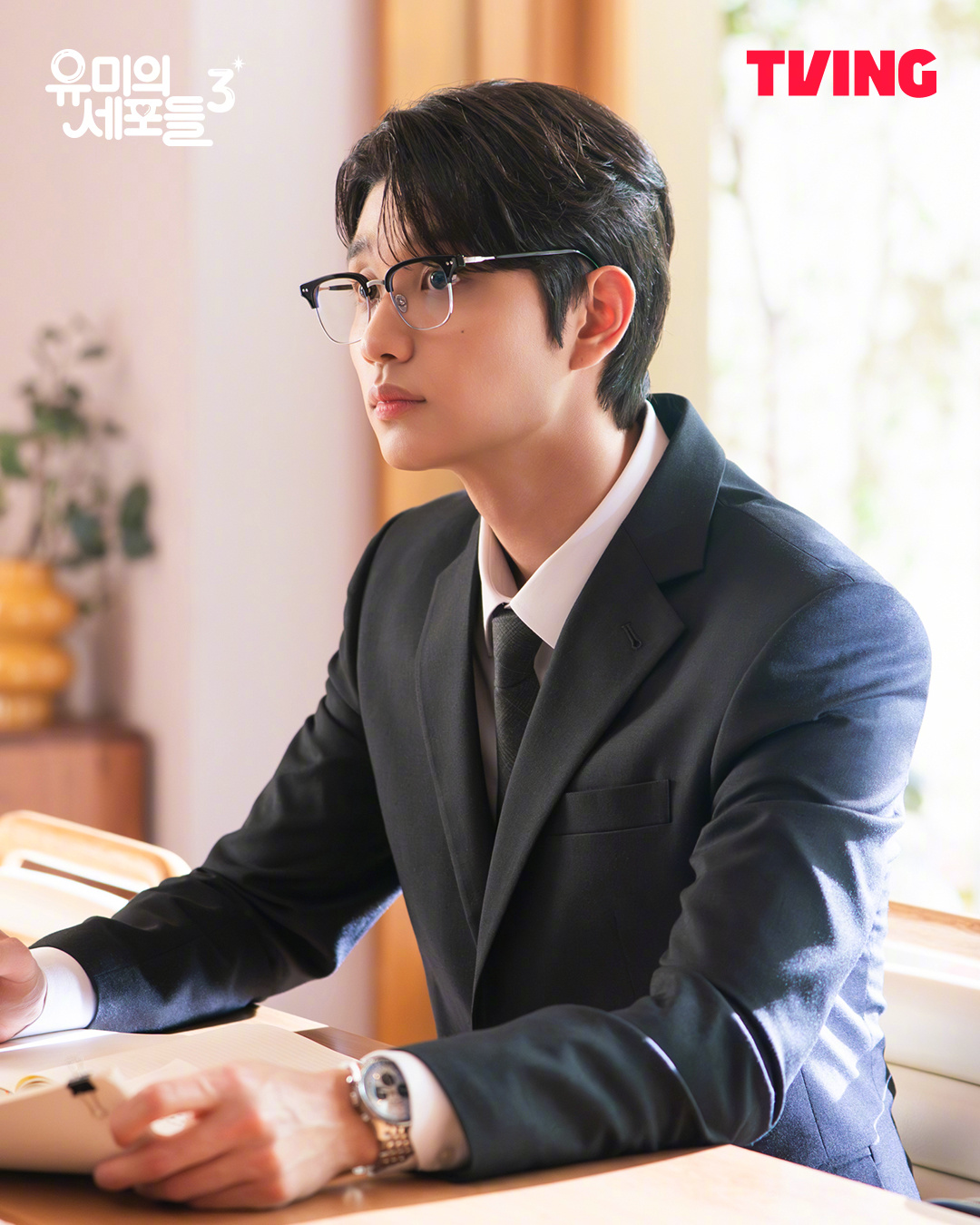 TVING/tvN新月火剧柔美的细胞君3 公开金载原 剧照。 该剧改编自同名人气