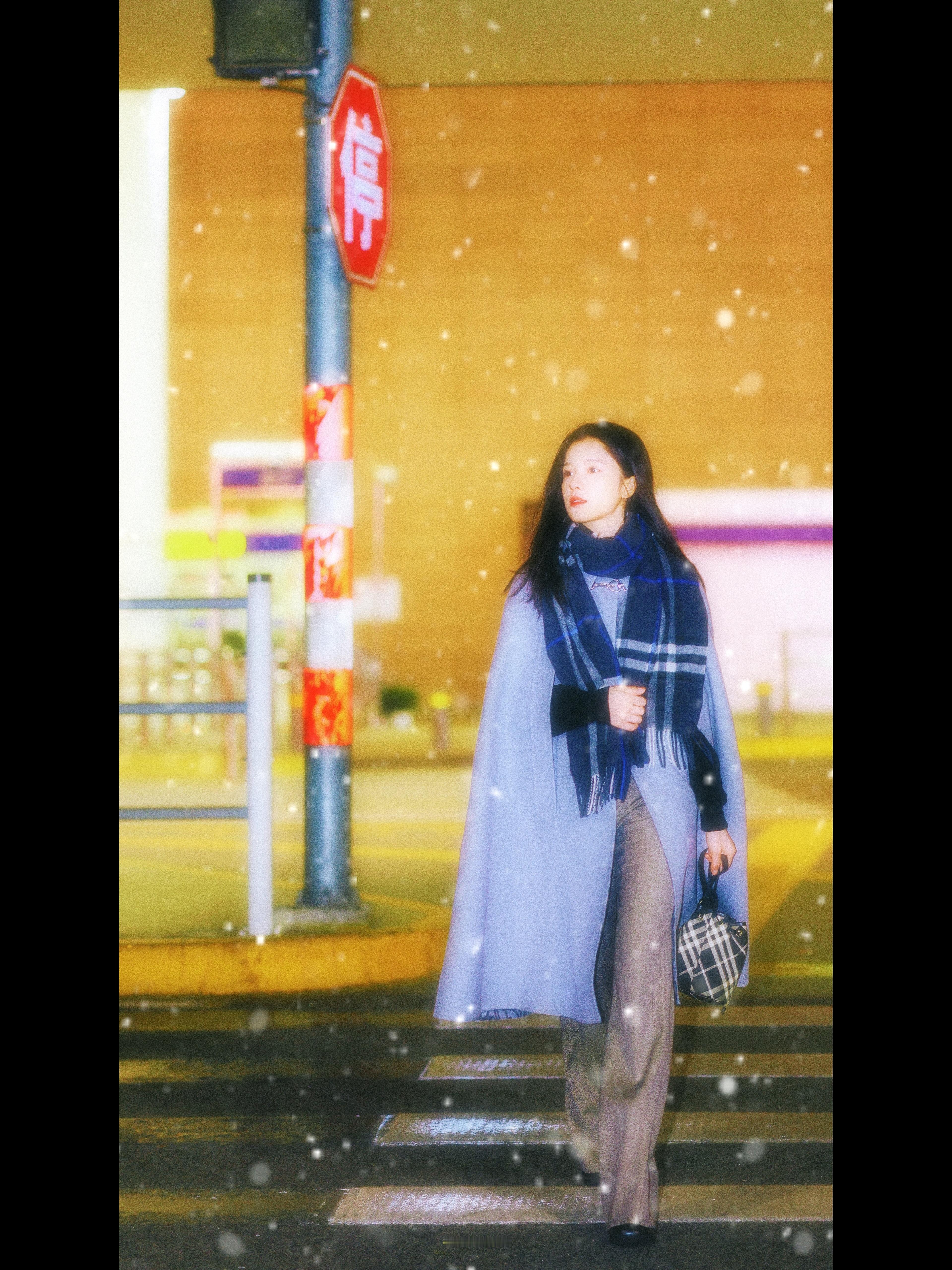 朱韵，下雪了。 