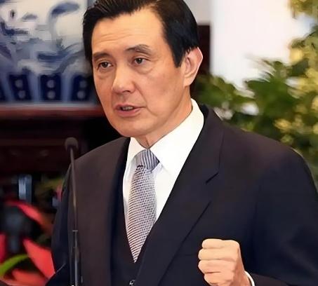 马英九没能来大陆观礼阅兵，而是洪秀柱来了，而且央视给了个大镜头停留，相信马英九一