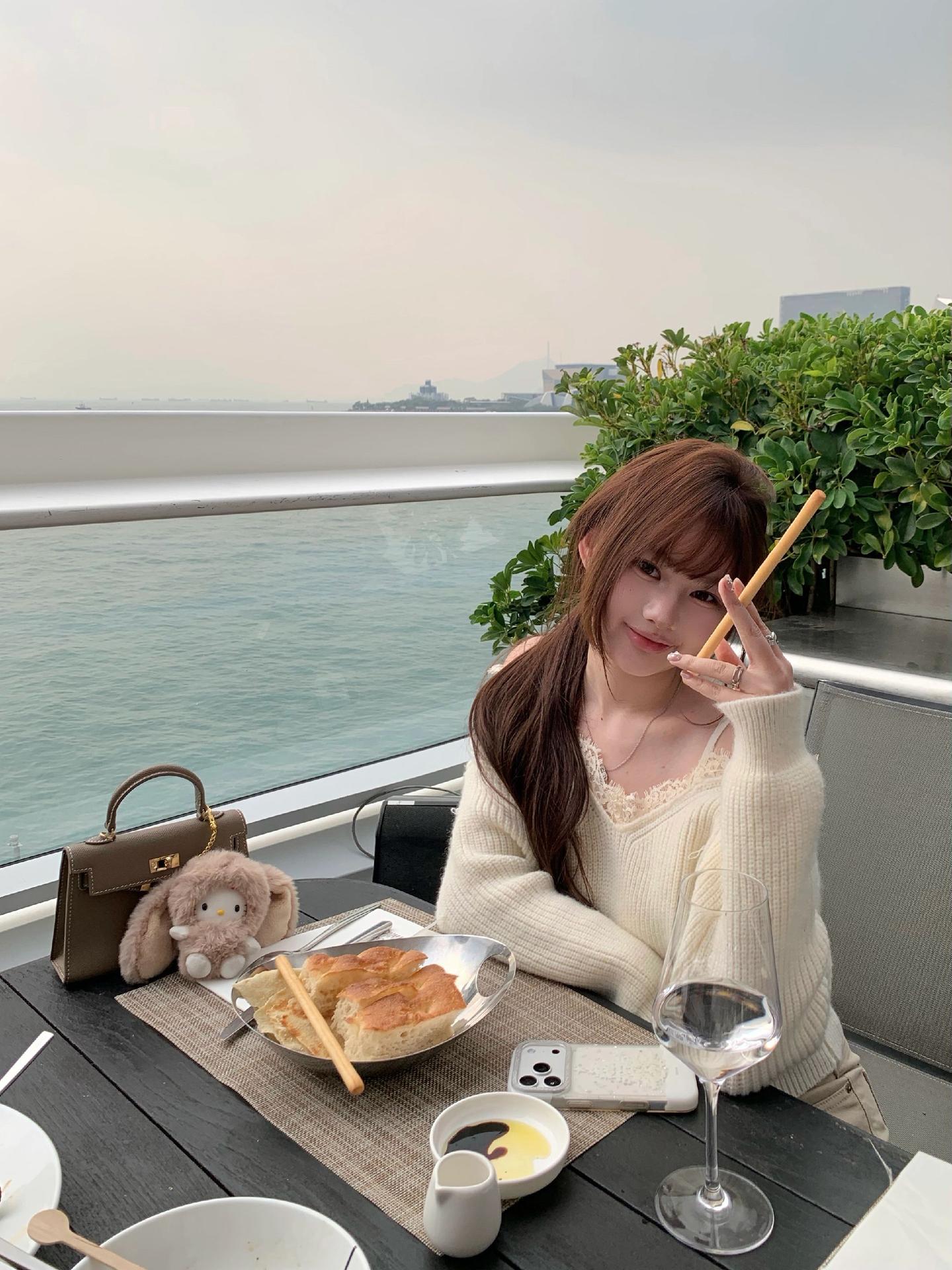 像我这样的人 你除了宠着也没有别的办法