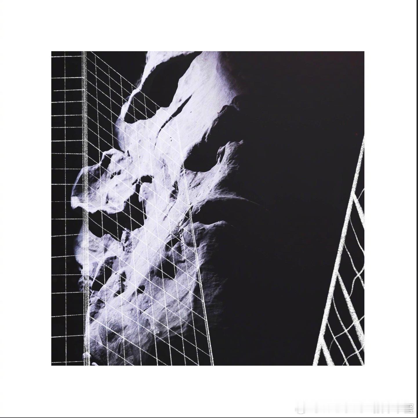 易烊千玺三个小时后见易烊千玺晒天空易烊千玺晒天空，三个小时后见，好耶 ​​​