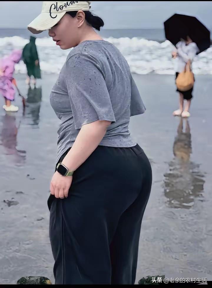 男人就是要好色
不好色还是男人吗
处在本该好色的年纪
你都没有激情
难道到了一把