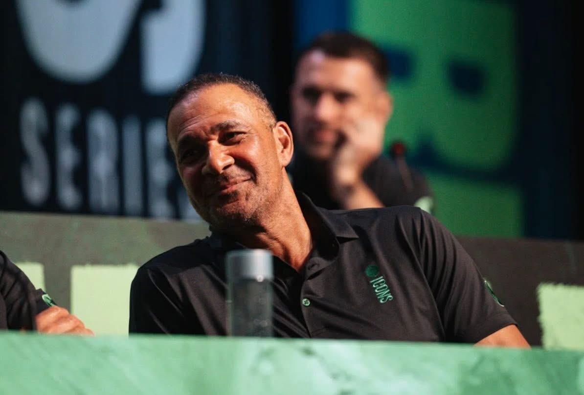 古列治：意大利需回歸防守 DNA，傳控足球並非人人適用AC米蘭傳奇球星古列治（R