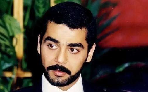 萨达姆的儿子乌代，在逃亡的时候为了保密行踪，竟然连续杀死了自己的17名保镖，美国