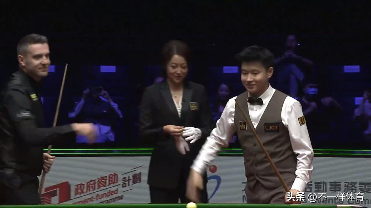 塞尔比连续两杆一杆制胜。单杆96分和109分，打蒙赵心童

今晚赵心童对阵塞尔比