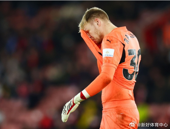 在尼克·波普从腹股沟伤势中恢复后，纽卡斯尔决定重新启用他作为球队的首发门将。拉姆