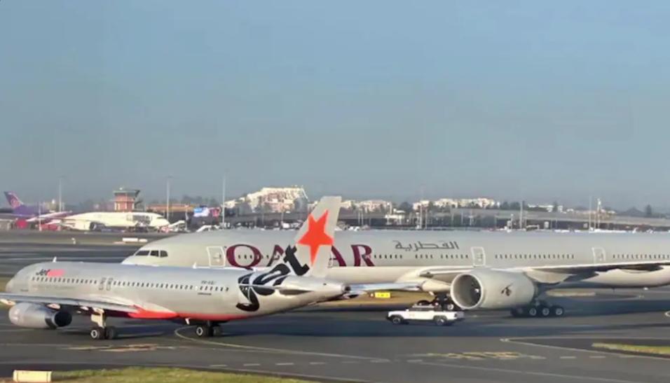 重大险情，悉尼机场A320与波音777险些相撞

9日，一架捷星航空空额 A32