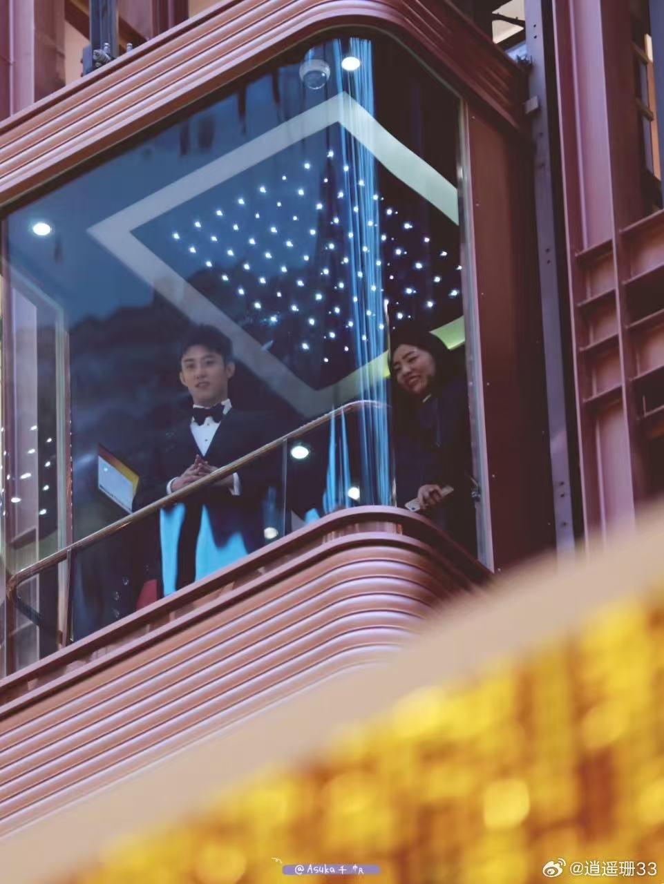 黄景瑜我那从天而降的电梯战神黄景瑜我那从天而降的电梯战神啊啊啊啊啊，这段我直接反