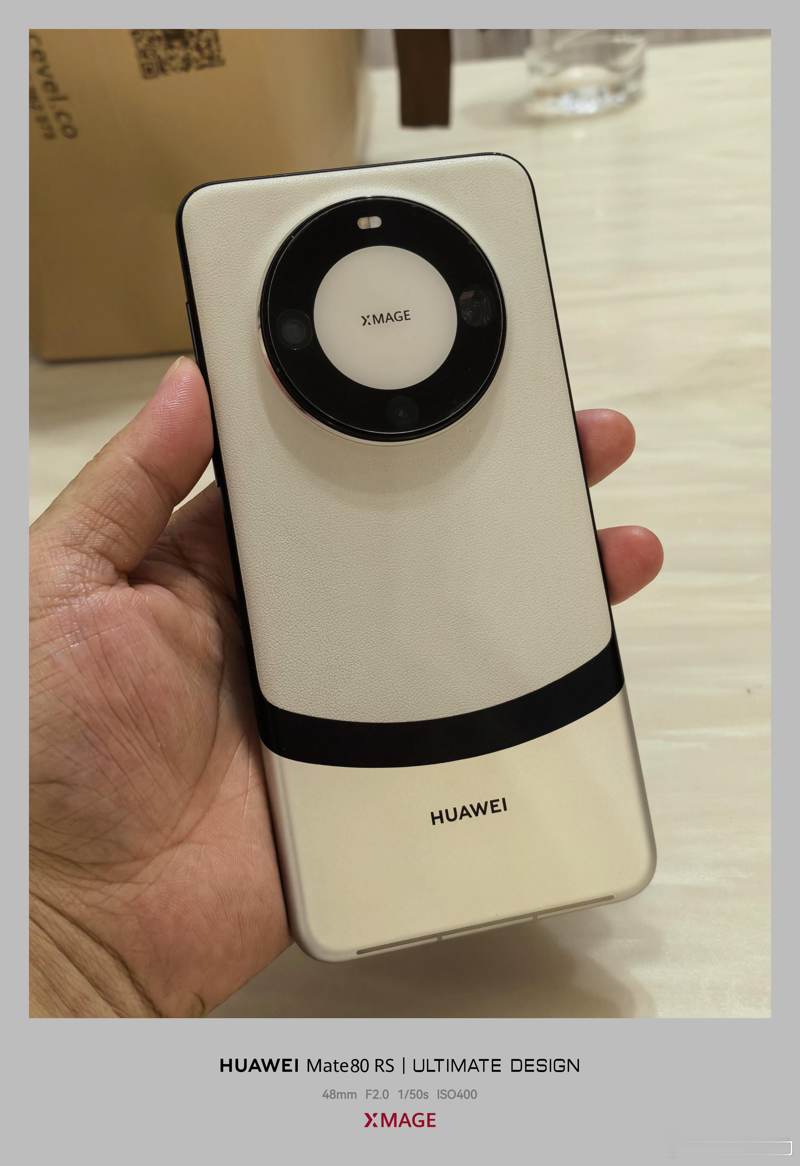这台mate60pro＋激活时间已经一坤年了，但是屏幕显示效果还是完美，没有任何