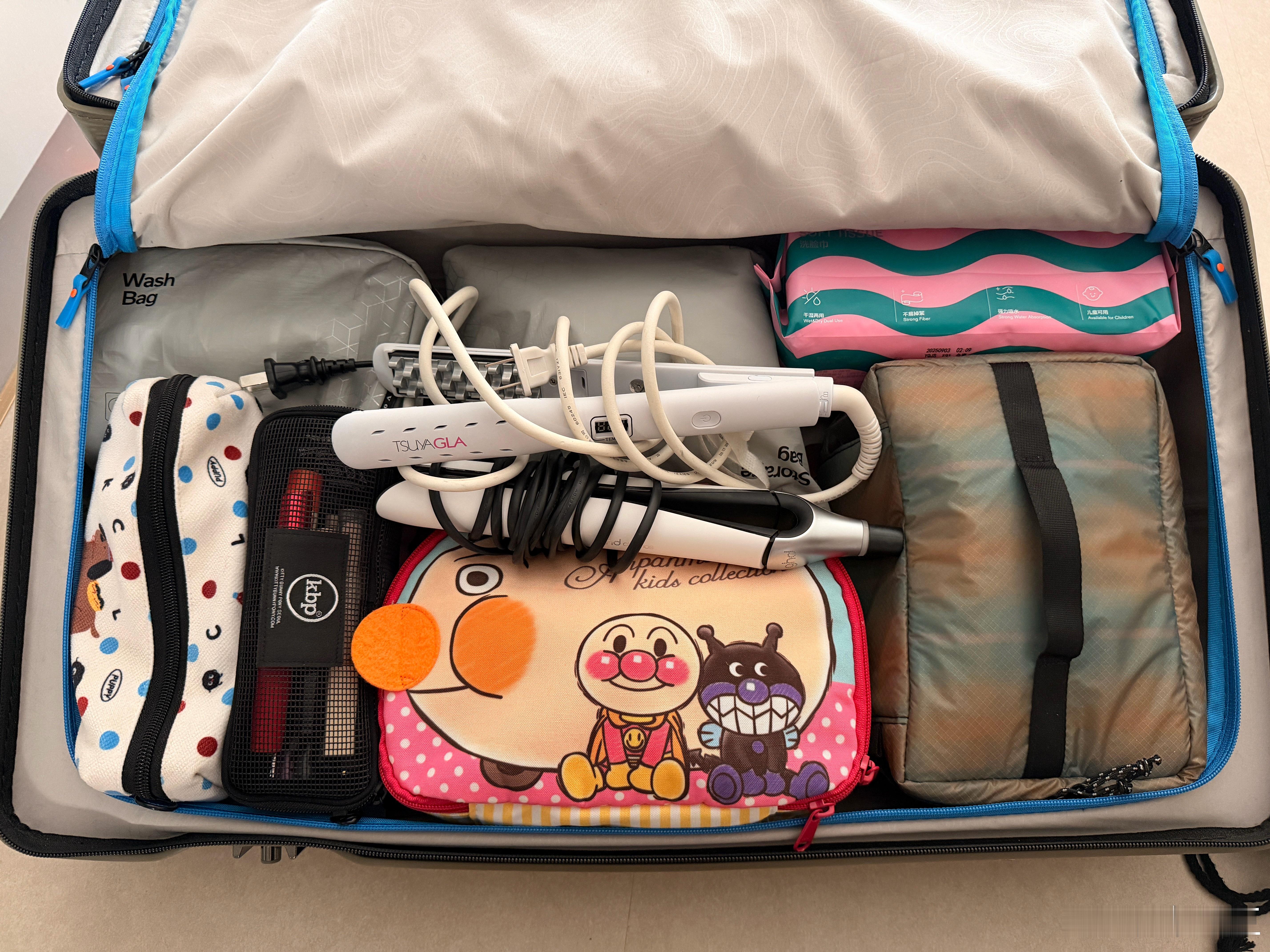 出差5天，收拾好行李啦🧳上海-广州-上海，我这26寸大箱子有厚的有薄的有车展穿