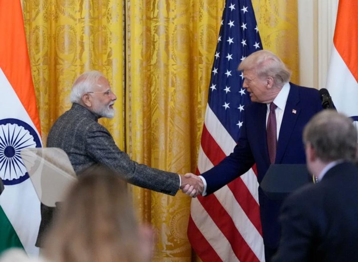 莫老仙不是真有啥把柄在特朗普手里吧？

在美国披露莫老仙听从爱波斯坦建议后前往以