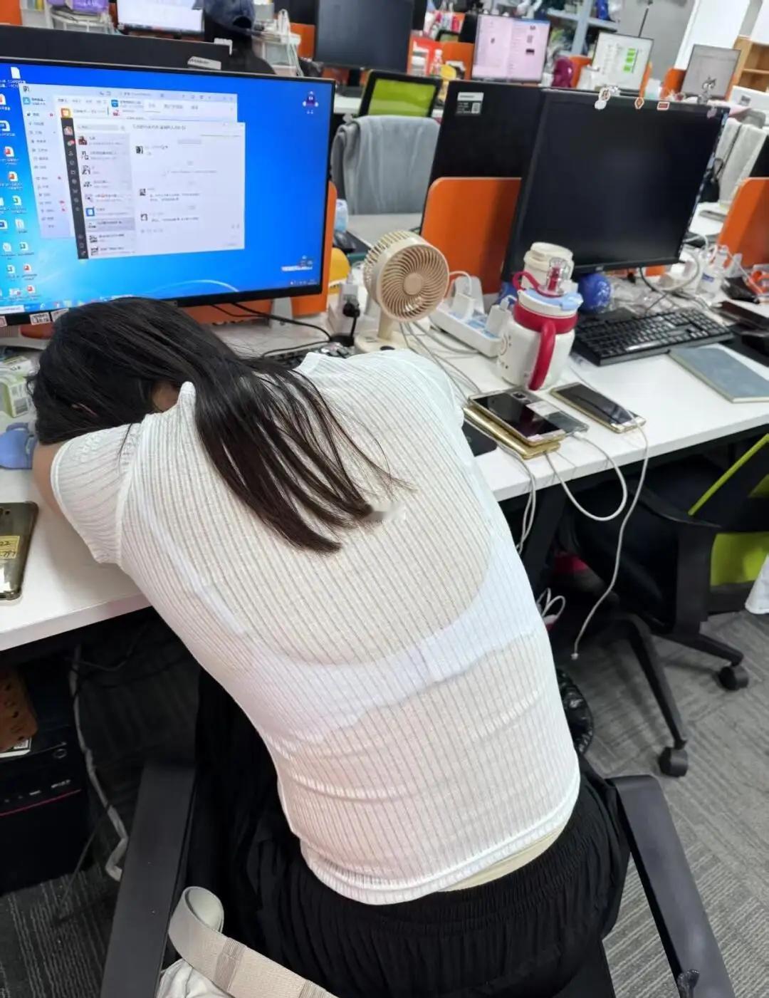 穿什么内衣才会不尴尬