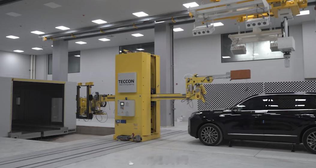 宁波团队投千万首创高低温碰撞试验  其实，宁波团队斥资千万首创高低温试验，也是整