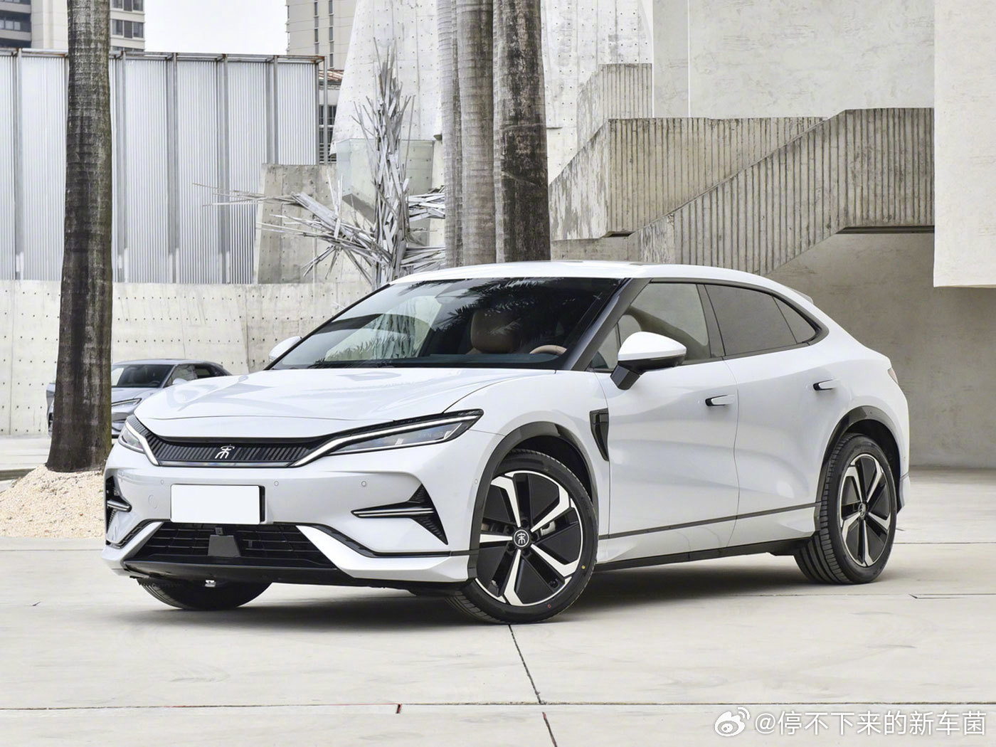 #这是你要的潮车吗# 比亚迪宋L最终售价公布，5款车型售价区间18.98-24.