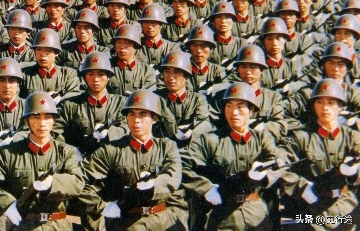 1985年百万大裁军的时候，沈阳军区所属部队数量比较庞大，正军级及以上的单位有陆