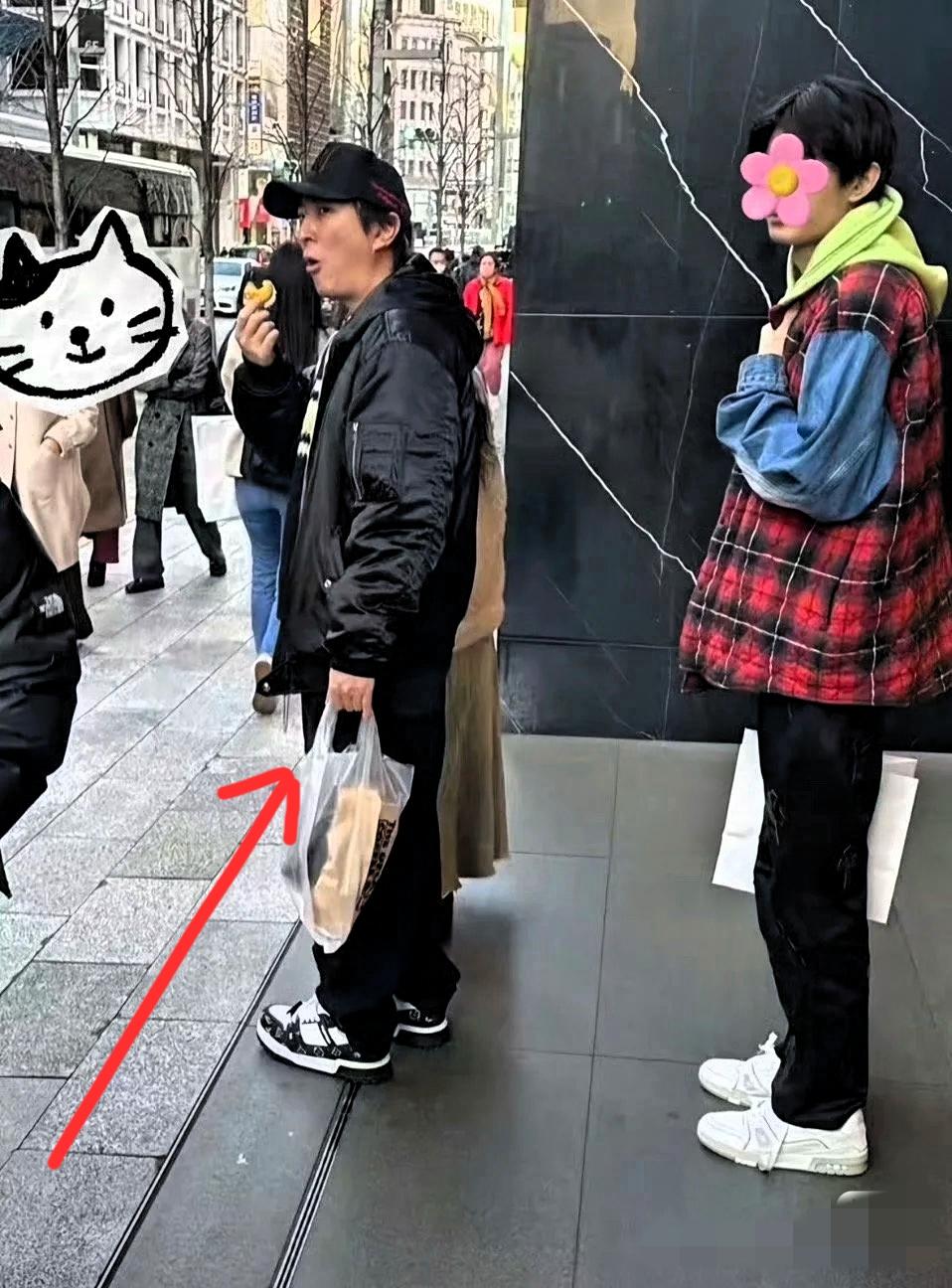 王思聪不回国？别瞎猜了，这才是王健林的“后手”
 
说王思聪不回国是因为王健林护