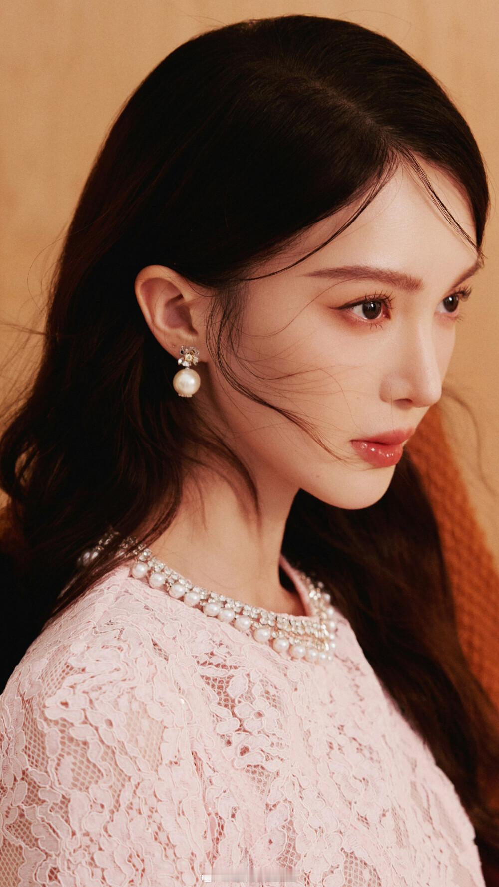 交警回应金晨被曝肇事逃逸 挺喜欢金晨的，真没想到她这么糊涂……交通事故顶包就会被