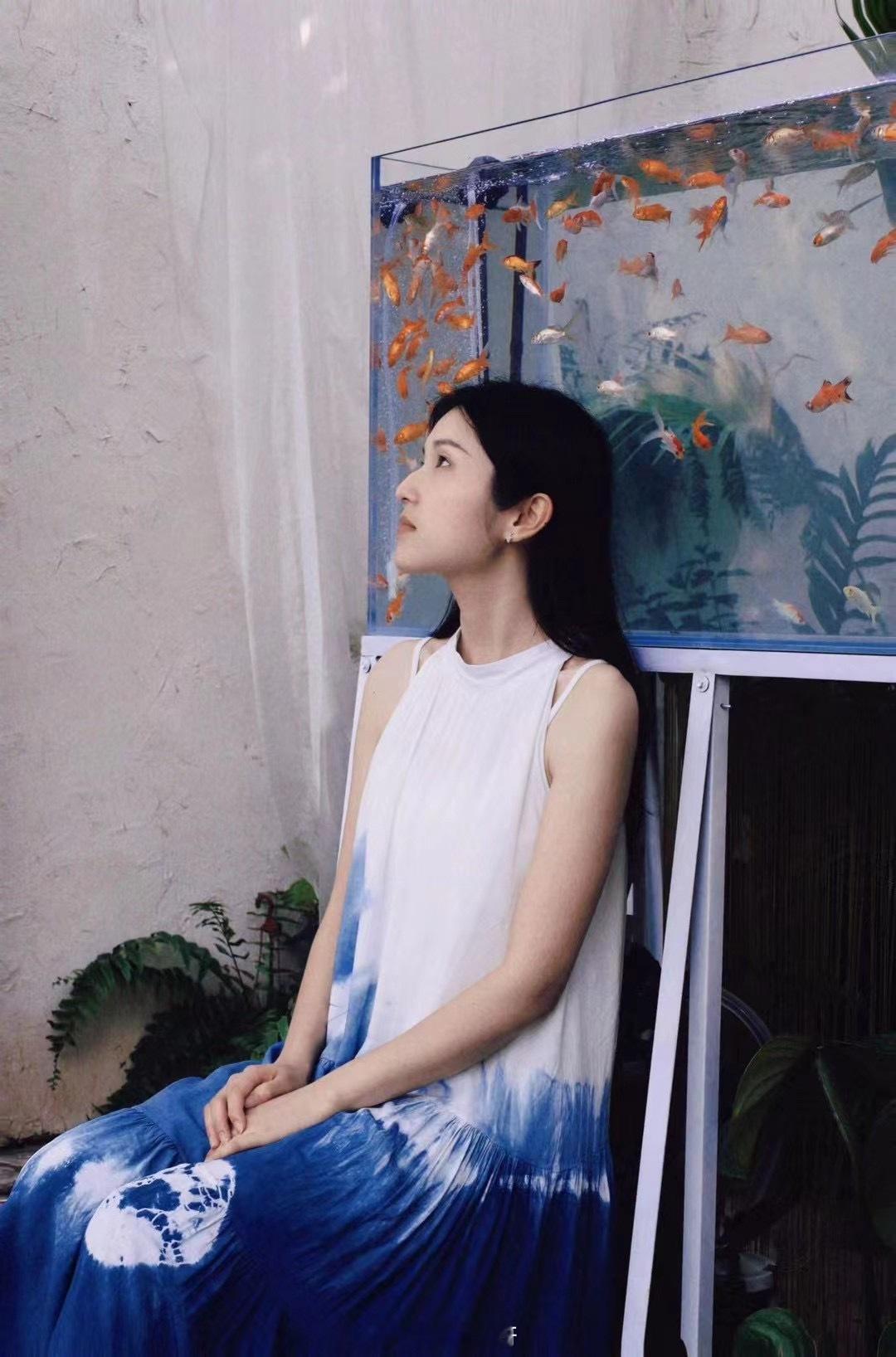 高个子姐妹快看过来！！！麦田款真的和你们绝配好吗！！！怎么办 我的姐妹拍得一个比