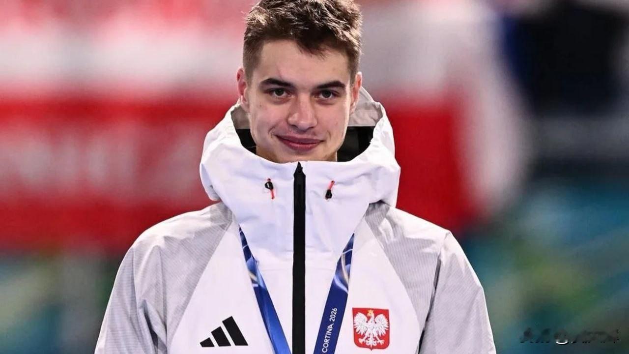 加入波兰国籍的俄罗斯花滑运动员

2月15日，RMF24报道，现代表波兰参加冬奥