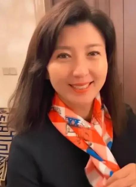 [闫学晶如果向项立刚老师学习，啥事都没有。]
闫学晶搞的那些东东，其实和项立刚老