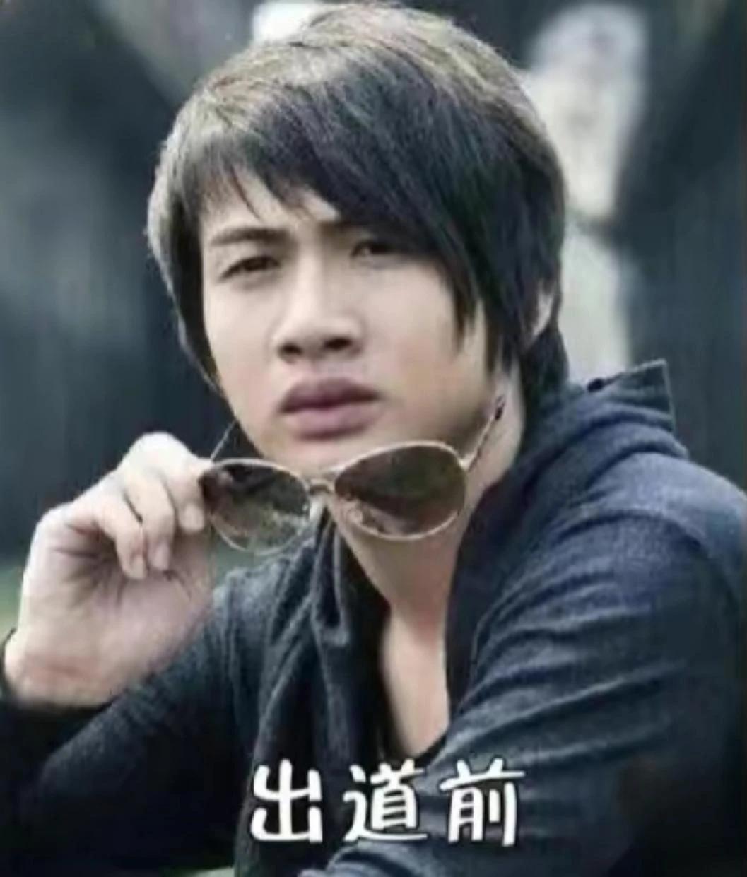 张彬彬和肖战能红，固然靠自身的底子，也离不开脱胎换骨的包装。