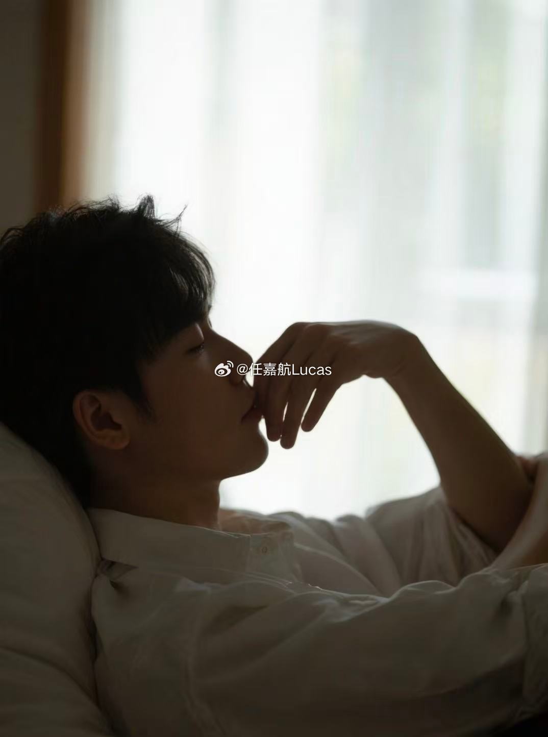情感热点创作激励计划白天扮演成年人完成社会身份赋予的工作晚上扮演小朋友逗自己开心