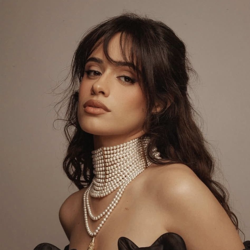 【再富也买不到爱情】据 报道，Camila Cabello 和 Henry Ju