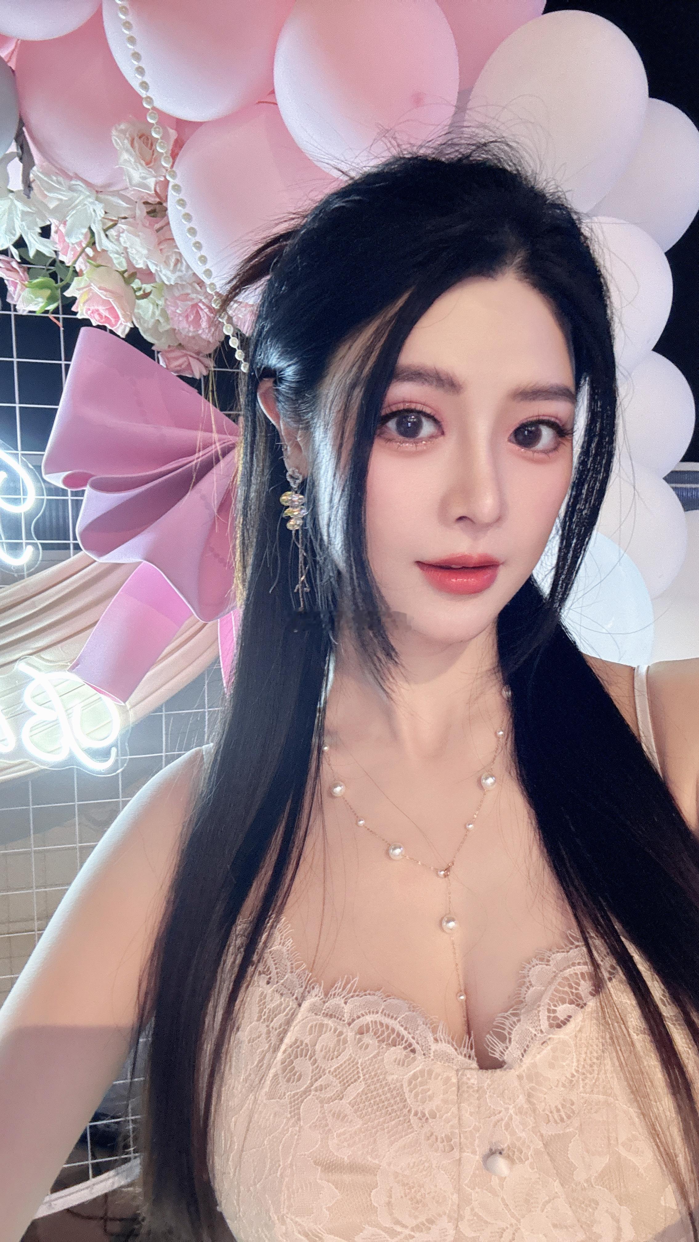 成长不期而遇[蛋糕][蛋糕]生日如期而至愿未来的日子里，我能继续以梦为马，不负韶