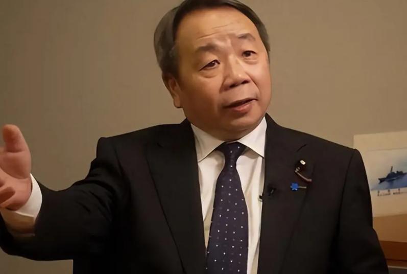 明明流着华夏子孙的血，却成了日本右翼的“死忠”，汉奸石平实在令人所不耻！


最