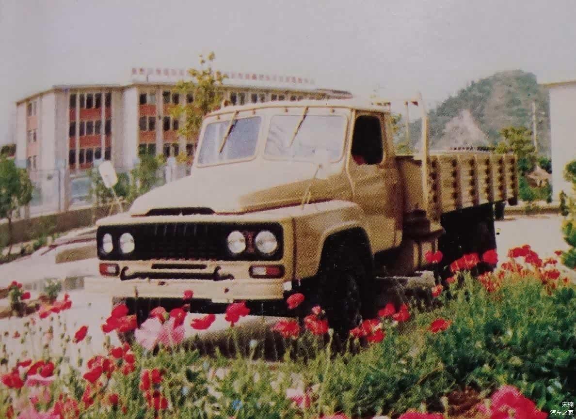 历史上的今天：东风开启自主崛起之路
1984年4月7日，中国汽车工业迎来历史性高