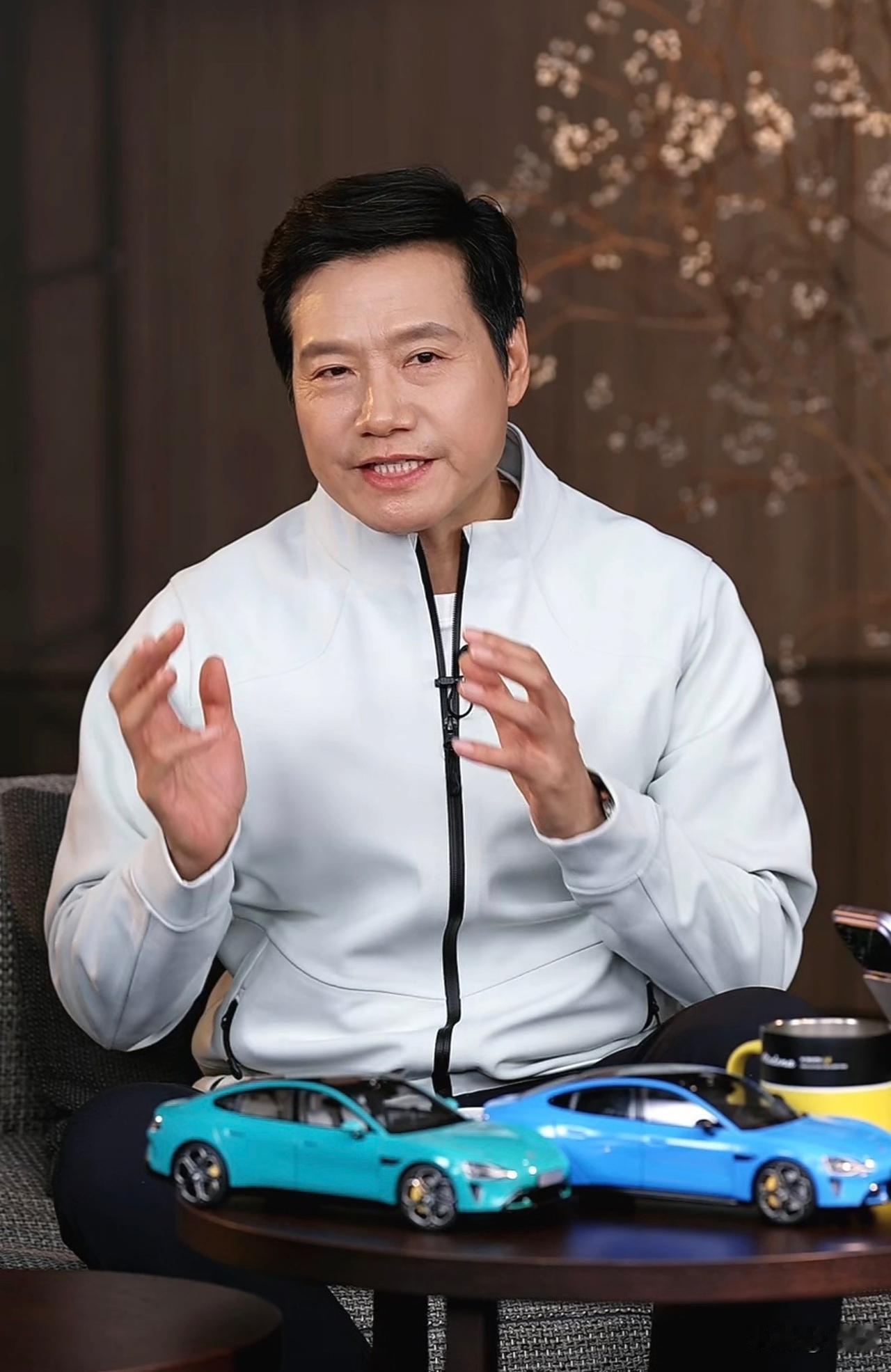 雷军回应KOL事件

今天晚上雷军在直播的时候，花了很长的时间专门来回应这个事情