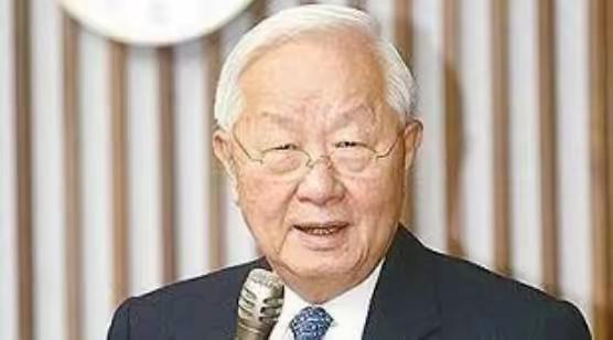 台积电创始人张忠谋在《纽约时报》采访时说：美国要是联合荷兰、日本、韩国和中国台湾
