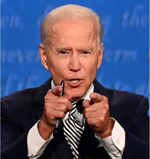 拜登预言成真了？
 
拜登在卸任前的告别演讲中并未预言“如果特朗普再干四年，美国