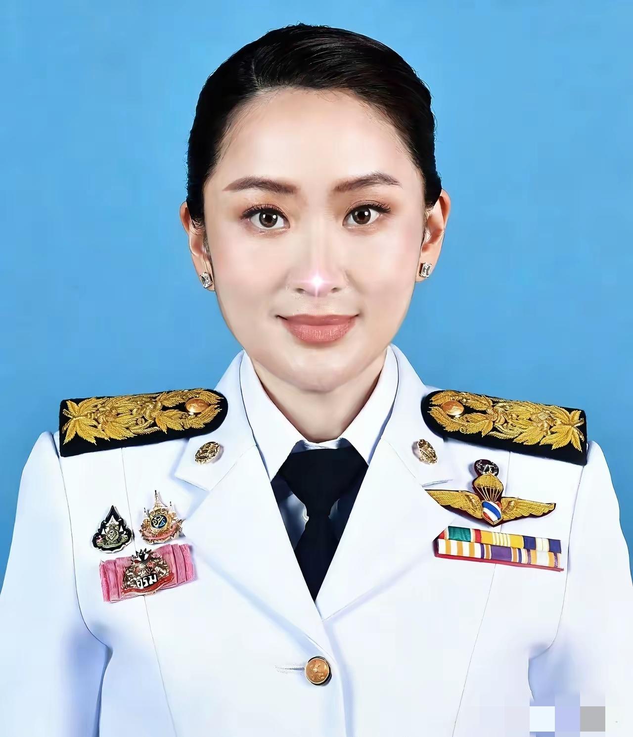 3月17日，泰国能源部长宣布，因中东局势导致霍尔木兹海峡航运大幅受限、供应风险上