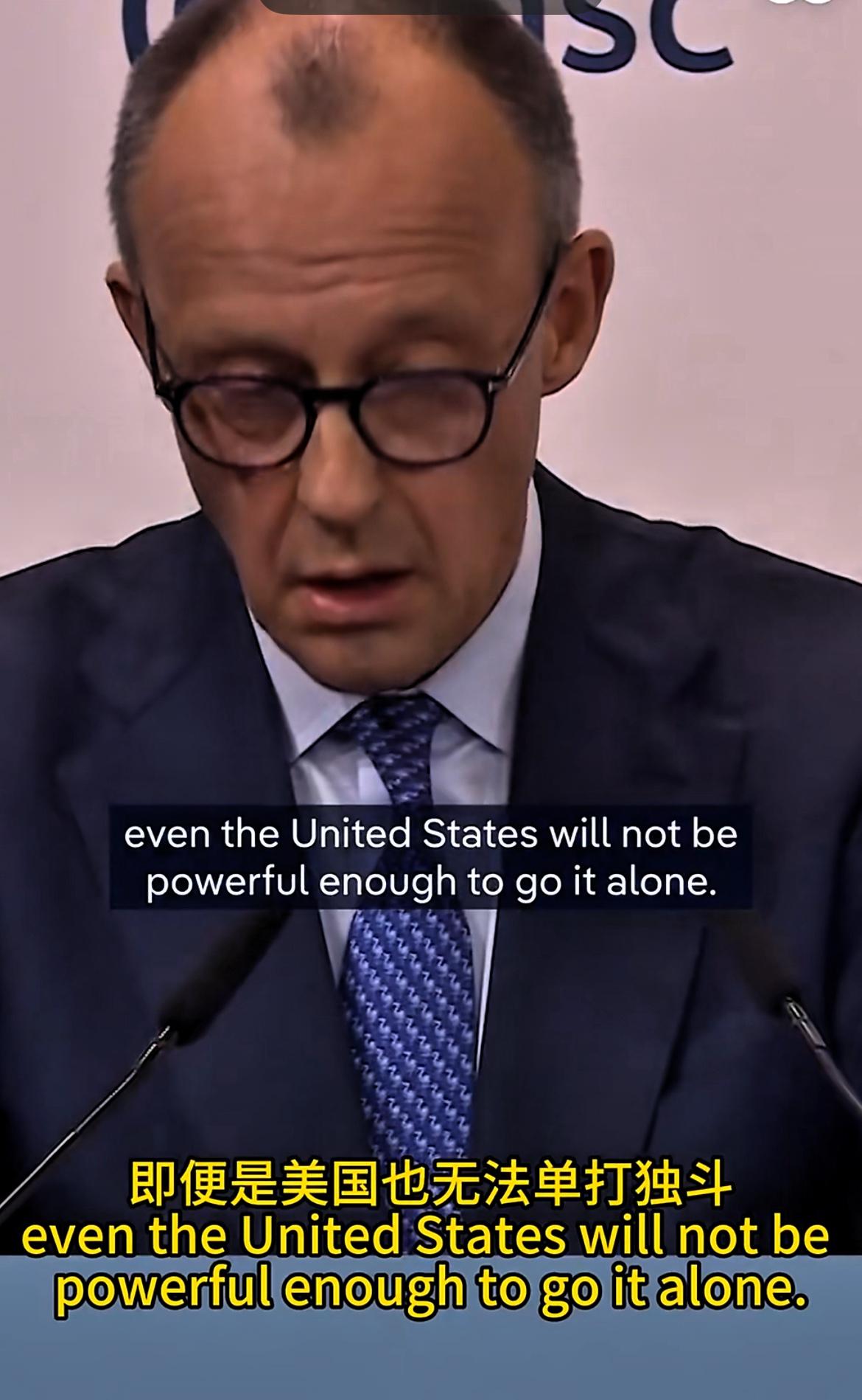 德慕会默茨指出：“欧洲刚刚结束了一段远离历史的假期。”

2月13日，德国总理默