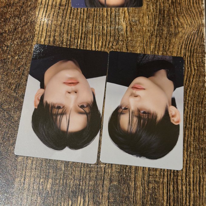 崔然竣的两张小卡？（翻过来看看） 