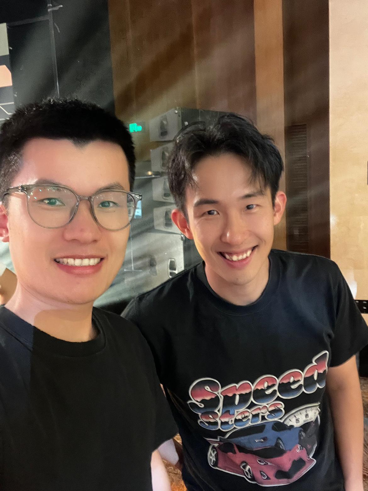 来宁波北仑参加2025年懂车帝创作者大会
终于和我最喜欢的汽车博主Jacky合上
