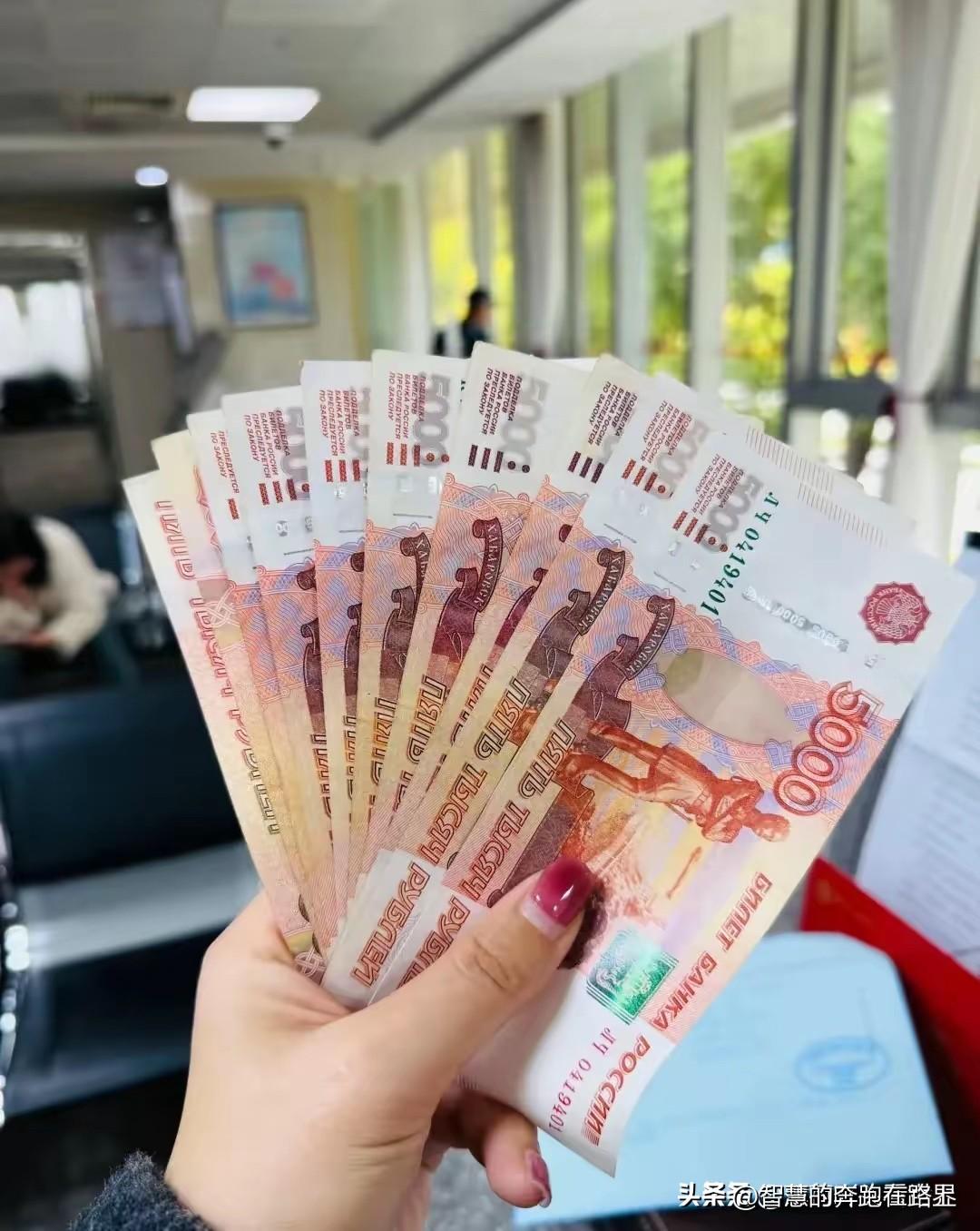 看到公积金那个话题很多人讽刺……真是……你可以不用公积金，但公积金真的是好用的。