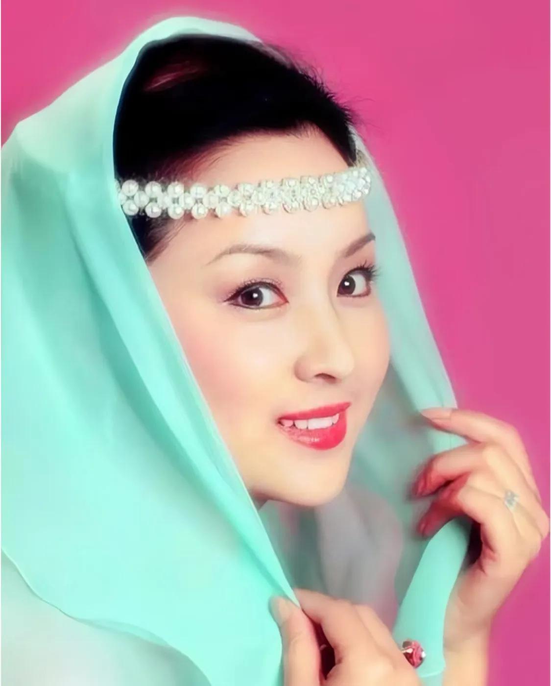 此女子乃国色天香呀，可惜，没能在娱乐圈里火起来。