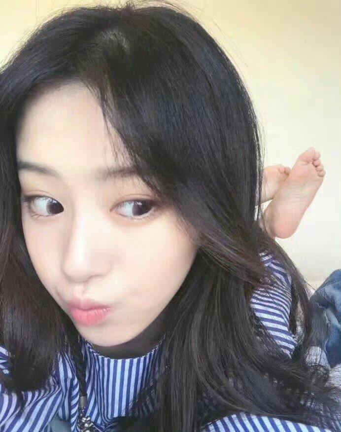 包上恩 x 古早自拍照[憧憬]包上恩更新ins ​​​