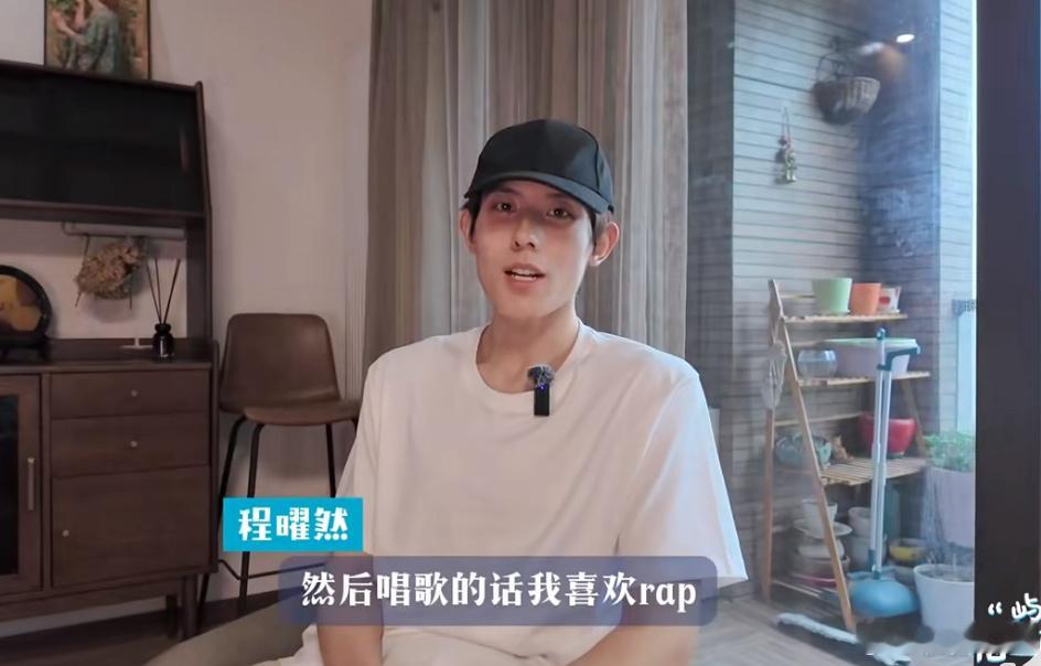你俩的脸型可以消消乐了。下次拍摄一定要把之前那个摄影师带上 
