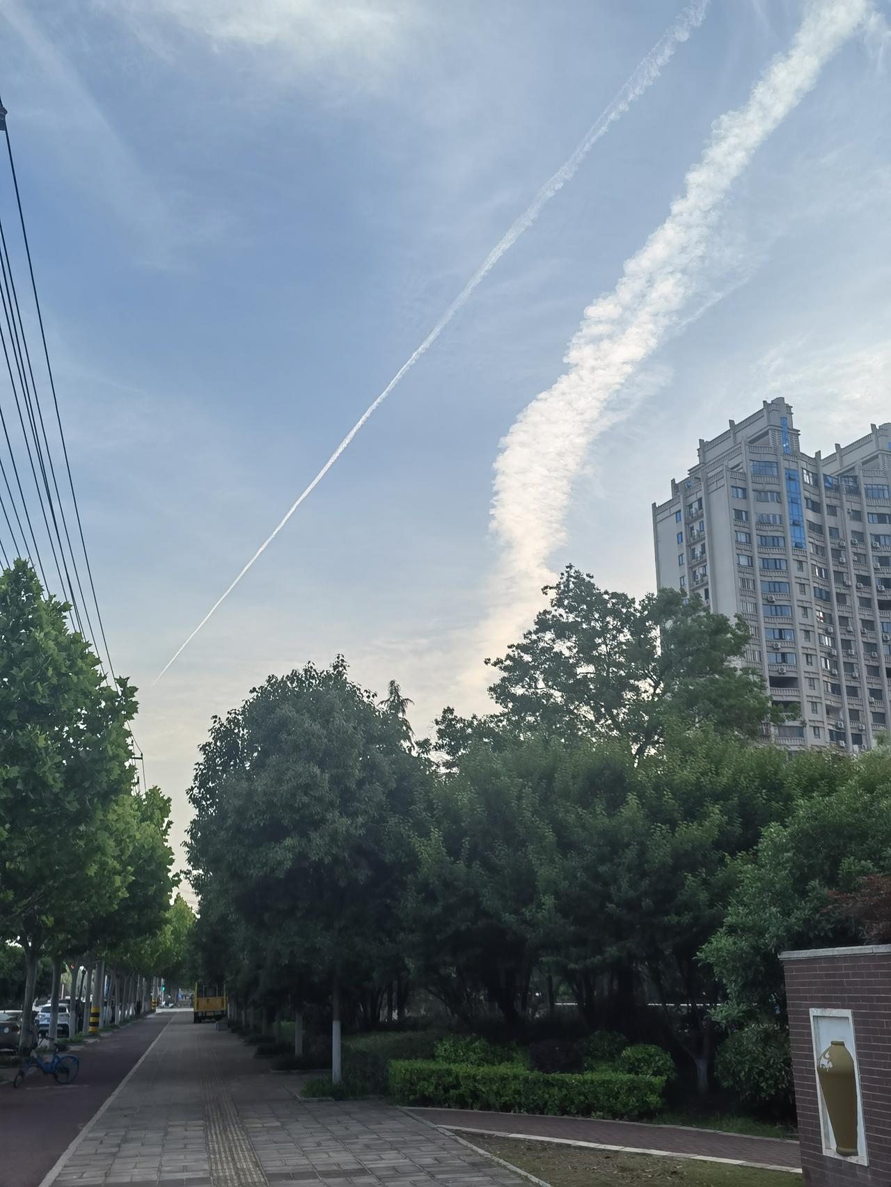 我认为算。 善意的谎言，也是一种欺骗
在生活里，善意的谎言似乎随处可见。为了安慰