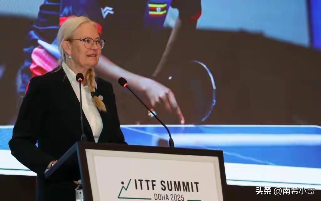 索林有点坐不住了，
从2025年下半年开始，
赛事的关注度明显出现了下滑，
甚至