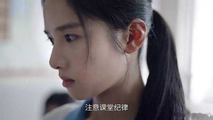 焕羽张婧仪洗把脸就来拍戏了？ ​​​