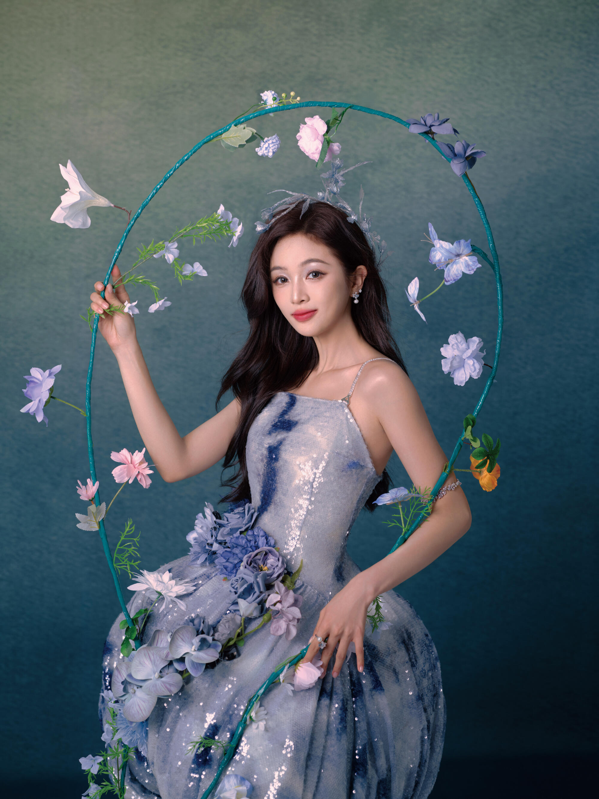 吴宣仪931演唱会广州站wxy吴宣仪 广州演唱会那条花会动的裙子“宣仪穿上我设计